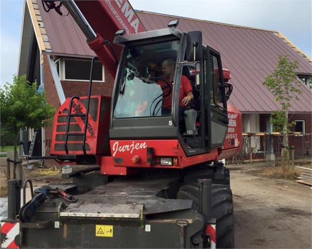 grote-ruiten-geplaatst-in-boelenslaan-1