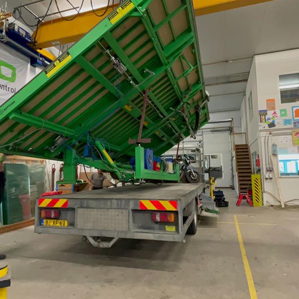 Nieuwe snijtafel | Drachtster Glashandel B.V.